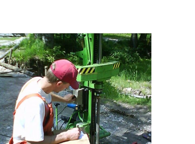 geocenticon 2 768x565