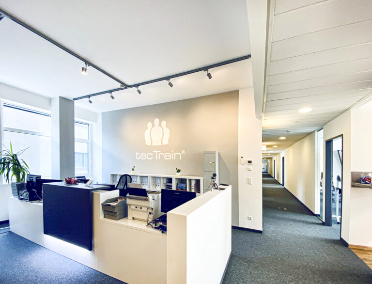 tecTrain 02 768x586