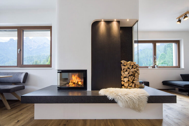 kachelofen galerie eberl 04 1170x780 1 768x512